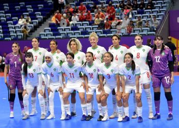 المنتخب الوطني النسوي لكرة القدم داخل القاعة يواصل التألق ويتأهل لنصف نهائي كأس إفريقيا