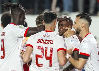 البطولة الاحترافية.. الوداد ينتصر على الجيش (2-1) ويشعل صراع الوصافة