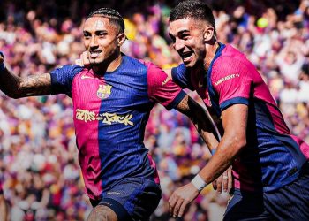 ريمونتادا تاريخية.. برشلونة يُسقط ريال مدريد مجددًا ويقترب من لقب الليغا