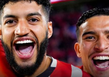 الثنائي المغربي صيباري والدريوش يُتوجان بالدوري الهولندي مع آيندهوفن