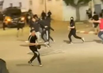 شغب كلاسيكو الوداد والجيش.. توقيف 17 شخصاً وإصابة عناصر من القوات العمومية