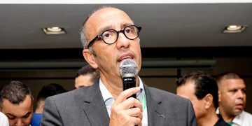جواد الزيات بعد عودته لرئاسة الرجاء: “لا خوف على الرجاء.. وهدفنا العودة لمنصات التتويج”