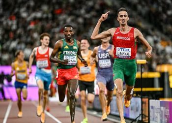 سفيان البقالي يطارد اللقب العالمي الثالث في سباق 3000 متر موانع