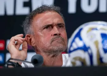 لويس إنريكي يشيد بتتويج المغرب للشباب بكأس العالم: “بلدان جديدة تلمع على الساحة العالمية”