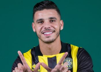 محمد ربيع.. المغربي الأصل الذي يلتحق بالمنتخب الإماراتي لأول مرة