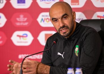 أشرف حكيمي سيشارك في مباراة زامبيا