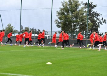 المنتخب الوطني يجري آخر حصة تدريبية قبل لقاء تنزانيا