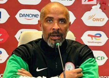 إريك شيل: “خطة نيجيريا لن تركز على لاعب واحد بل على المغرب بأكمله”