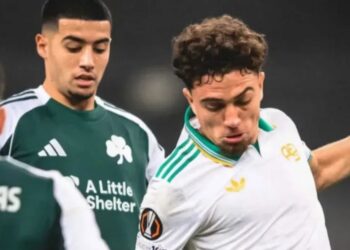 العيناوي يتألق رغم التعادل ويوقع على أداء مميز في الدوري الأوروبي