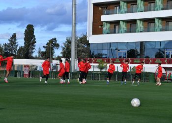 المنتخب الوطني يجري حصة تدريبية جديدة استعدادا للقاء الكاميرون