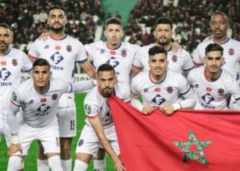 تقارير: بعثة أولمبيك آسفي تخفي العلم المغربي داخل ثلاجة صغيرة بالجزائر