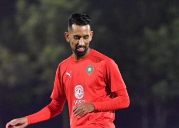 حريمات: حلم الطفولة تحقق بارتداء قميص أسود الأطلس