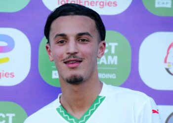 المغربي عدنان البوجوفي أفضل لاعب أمام مصر