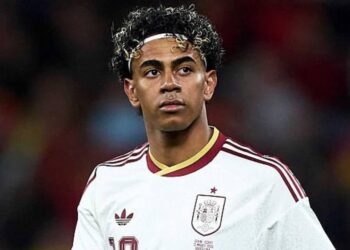 يامال يندد بهتافات عنصرية ضد المسلمين في مباراة إسبانيا ومصر