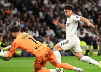 بحضور دياز ولخديم.. ريال مدريد يهزم ألافيس ويضغط على برشلونة
