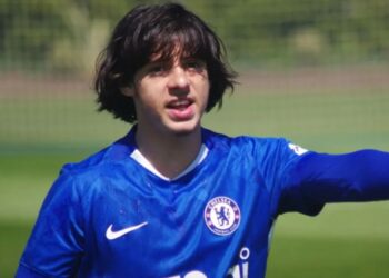 إبراهيم الرباج يواصل التألق ويتوج بلقبين في شهر واحد مع المنتخب وناديه