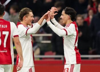 بوروسيا مونشنغلادباخ يتحرك لضم المغربي ريان بونيدا في الميركاتو المقبل