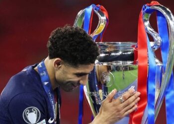 حكيمي: استحققنا لقب دوري الأبطال والعمل الجاد كان مفتاح النجاح