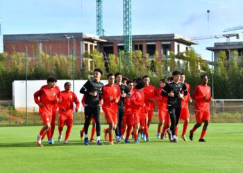 المنتخب الوطني لاقل من 17سنة يجري حصتين تدريبيتين