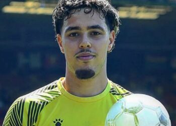 عثمان معما يتوج بجائزة أفضل لاعب شاب في واتفورد