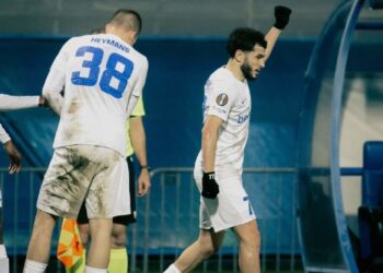 الواحدي يخطف الأنظار ويتواجد في تشكيلة الموسم في الدوري البلجيكي