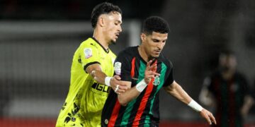 لا غالب ولا مغلوب في قمة فاس.. المغرب الفاسي والجيش الملكي يقتسمان النقاط