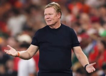 رونالد كومان يستقيل رسميًا من تدريب هولندا بعد الإقصاء أمام المغرب في كأس العالم