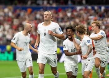 هالاند يقود النرويج إلى ثمن نهائي كأس العالم ويضرب موعدًا مع البرازيل