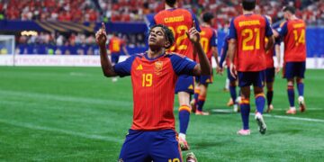 كأس العالم.. إسبانيا تكتسح السعودية برباعية وتتصدر المجموعة الثامنة
