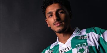 رسميًا.. مهدي بوكامير يخوض تجربة جديدة في الدوري البلجيكي