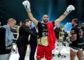 الملك يهنئ محمد توشاسي بعد تتويجه بطلاً للعالم في الكيك بوكسينغ