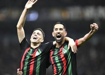 الجيش الملكي يحسم الكلاسيكو أمام الوداد ويعتلي الصدارة