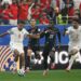 المغرب يهزم كندا بثلاثية ويبلغ ربع نهائي كأس العالم 2026