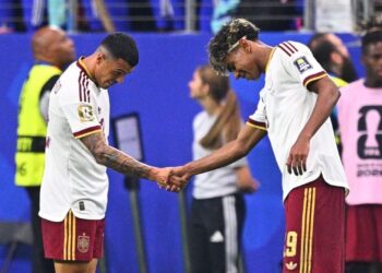 إسبانيا تهزم فرنسا بثنائية وتتأهل إلى نهائي كأس العالم 2026