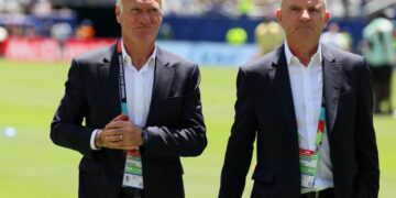 مساعد ديشان: “المغرب منتخب مختلف.. خرجنا أقوى بعد مباراة باراغواي”