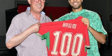 الجامعة الملكية تكرم أشرف حكيمي بعد بلوغه 100 مباراة دولية.. ورسالة شكر خاصة إلى الملك محمد السادس