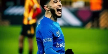 ليفركوزن يضع زكرياء الواحدي ضمن أولوياته في الميركاتو