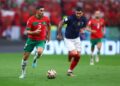 فرنسا تتجاوز باراغواي وتضرب موعدًا ناريًا مع المغرب في ربع النهائي