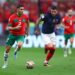 فرنسا تتجاوز باراغواي وتضرب موعدًا ناريًا مع المغرب في ربع النهائي
