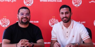 الوداد الرياضي يعلن رسميا عودة أيمن الحسوني بعقد لموسم واحد