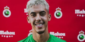 الزابيري يتوج بجائزة لاعب شهر غشت في راسينغ سانتاندير