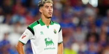 زابيري يسجل أمام برشلونة ويرفع رصيده إلى 6 أهداف في 6 مباريات
