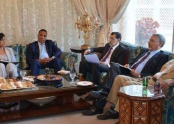موظفون: أين هي 200 درهم يا حكومة؟