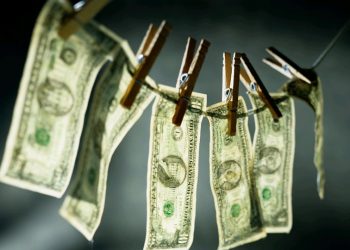 قوانين جديدة لمكافحة غسيل الأموال وتمويل الارهاب