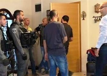 إسرائيل تعتقل وزيرا فلسطينيا في القدس