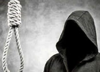 انتحار صحفي شهير بطريقة مأساوية