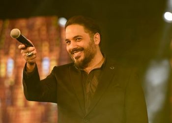 رامي عياش يؤدي أغنية “الله الوطن الملك” ويتغنى بعراقة المغرب بموازين