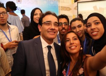 524 أستاذ يدرسون 75 ألفا من أبناء مغاربة العالم