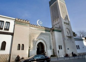 اطلاق الرصاص على المصلين في مسجد بسبتة المحتلة