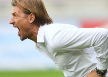 هكذا برر رونار هزيمة المنتخب